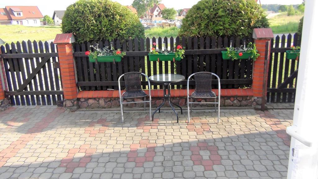 Pokoje Zabi Staw Mikołajki Luaran gambar